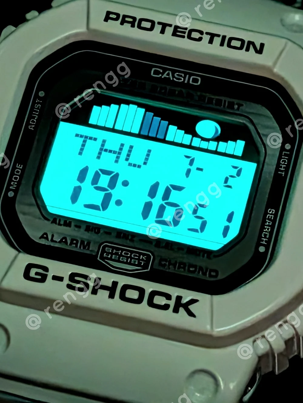 Casio G-SHOCK White Digital Watch Kanagawa